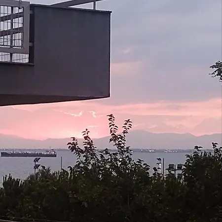 Urban Sea Vibes * Thessaloniki